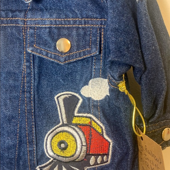 Embroidered train denim jacket - Picture 2 of 3